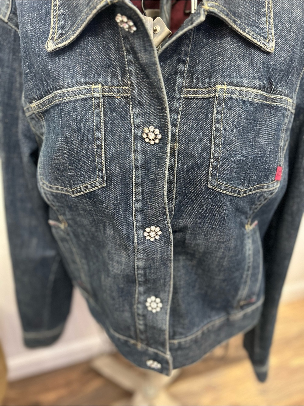 Liz Claiborne Denim Jacket Rhinestone Button Dark Wash Large - Picture 2 of 8